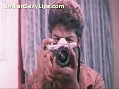 خوبصورت چھاتی کے ساتھ Brunette Leanne لیس blowjob دیتا ہے اور fucked ہو جاتا ہے
