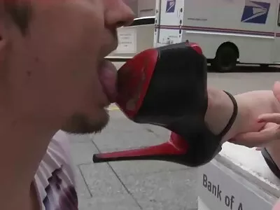 شاندار فحش بیب Adriana Chechik جم میں anally fucked ہو جاتا ہے