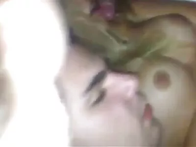 ایلینا کوشکا نے اپنی بہن کے بی ایف کو بہکایا
