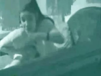 نانی وائل کو اس کی بلی میں ایک جنسی کھلونا اور ایک سخت لنڈ ملتا ہے۔