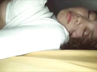 Antonia Sainz اور Chloe Lamour طویل dildo کے ساتھ fisting اور fucking