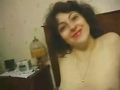 خوبصورت سنہرے بالوں والی نے اپنے ساتھی کو کام سے چود لیا۔